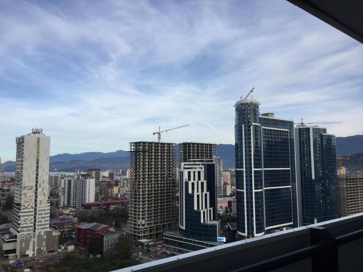 Orbi City Apartment Batumi Esterno foto